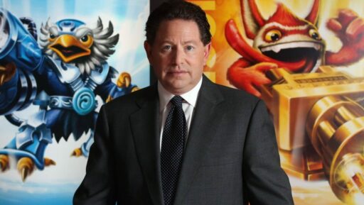 바비 코틱(Bobby Kotick)은 액티비전(Activision) 조사 중 소환됐다.