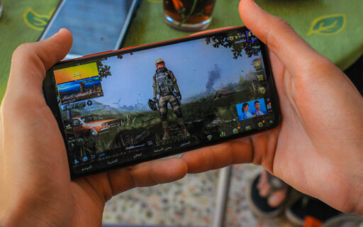 Tips and Tricks of How to Improve Smartphone Performance For Gaming? Complete Guide