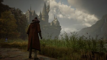 Hogwarts Legacy lockpicking with castle in background