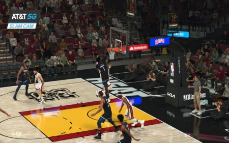 Master the court with our NBA 2K24 Dunking Guide!