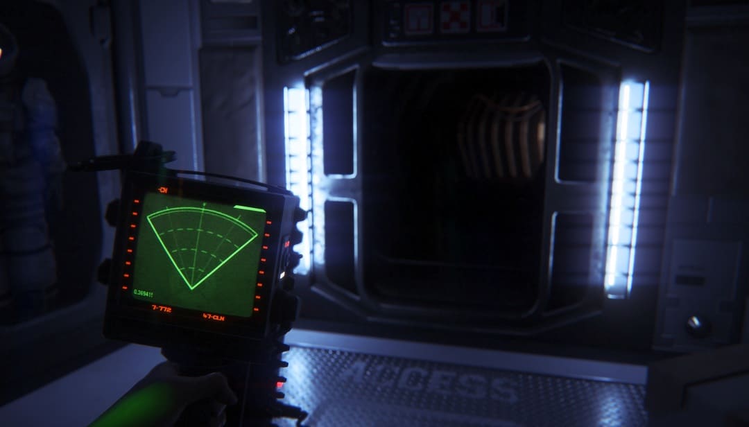 Game Alien : Handheld 모션 스캐너 및 어두운 우주선 복도 표시의 스크린 샷